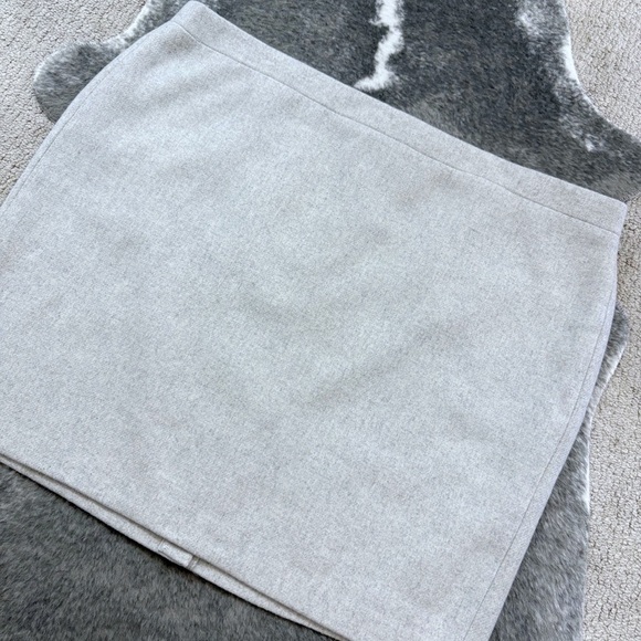 NWT J. Crew Pencil Skirt Double Serge Wool - Picture 3 of 11